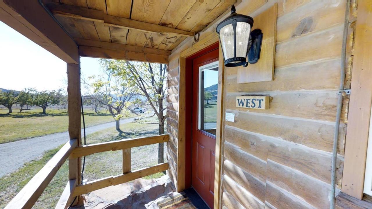 Pack Creek ~ Creekside West Villa Moab Exterior photo